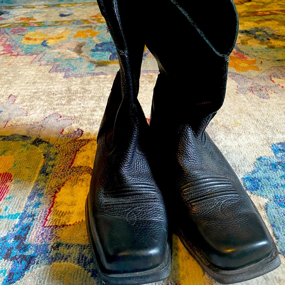 Men’s Ariat dress boots